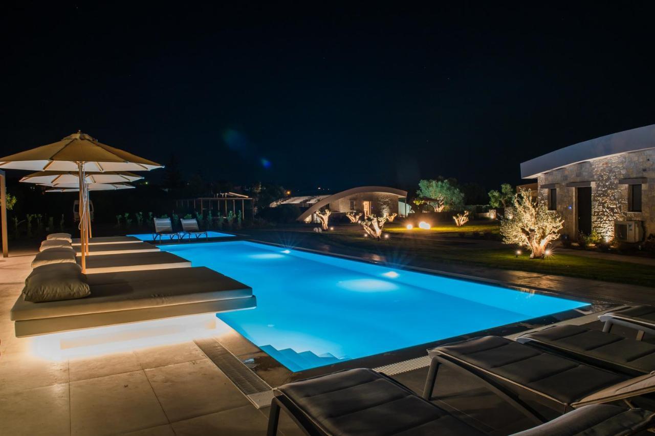 Nestor Luxury Villas With Private Pools Romanos  Exterior photo